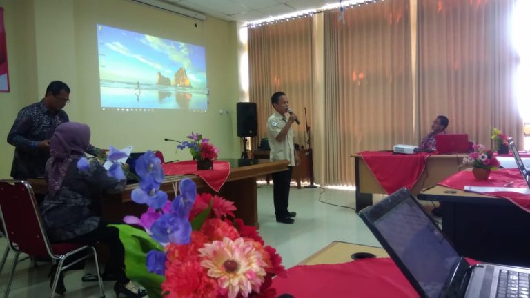 Bintek Pivotable untuk Mempercepat Pengolahan Data Kemiskinan di Purbalingga